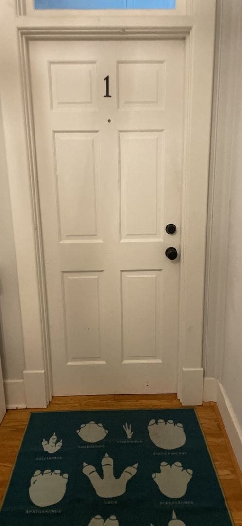 Building Photo - Main128-130