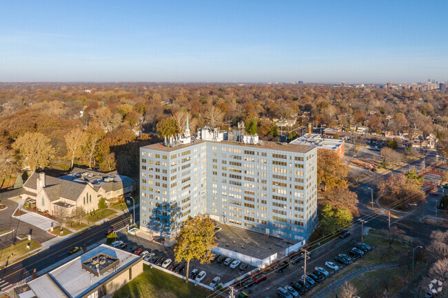 Aerial Photo - 333 W Meyer Blvd