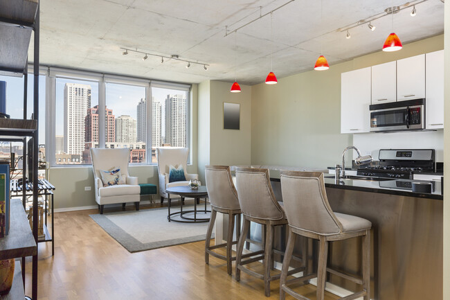 Foto del edificio - 659 W Randolph St