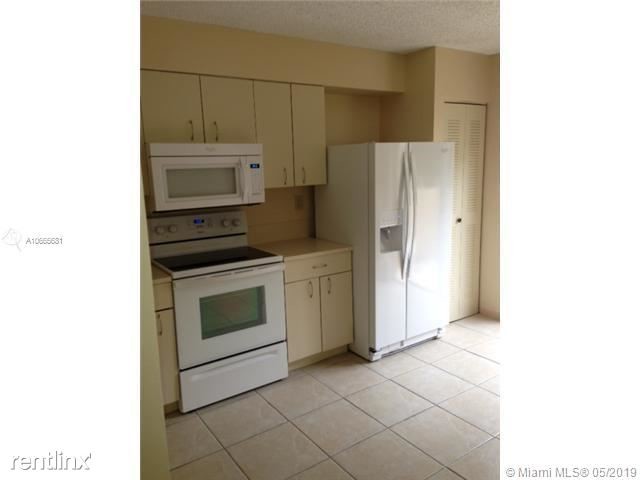 Foto del edificio - 2 br, 1.5 bath Condo - WATERVIEW CONDO