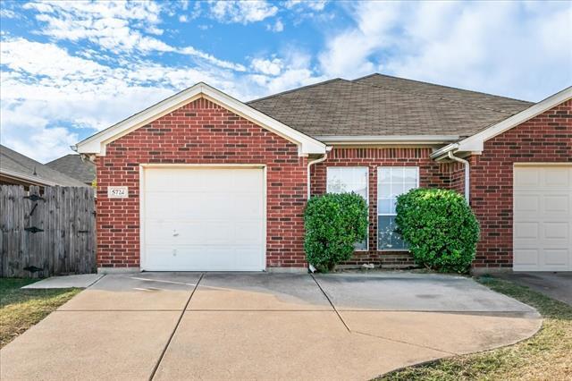 Foto principal - 5724 Swords Dr