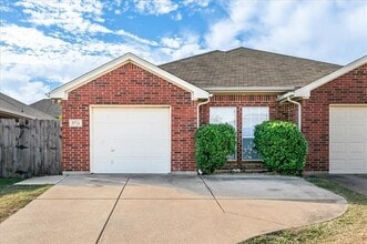 Building Photo - 5724 Swords Dr