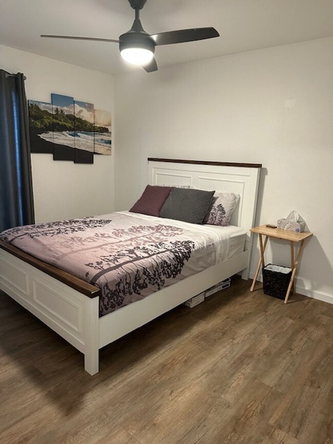Building Photo - Furnished Southpointe unit
