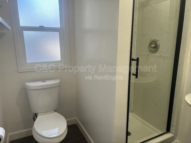 Foto del edificio - 1140 West St