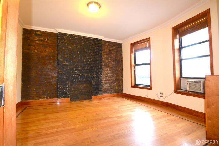 Foto principal - 3 bedroom in NEW YORK NY 10025