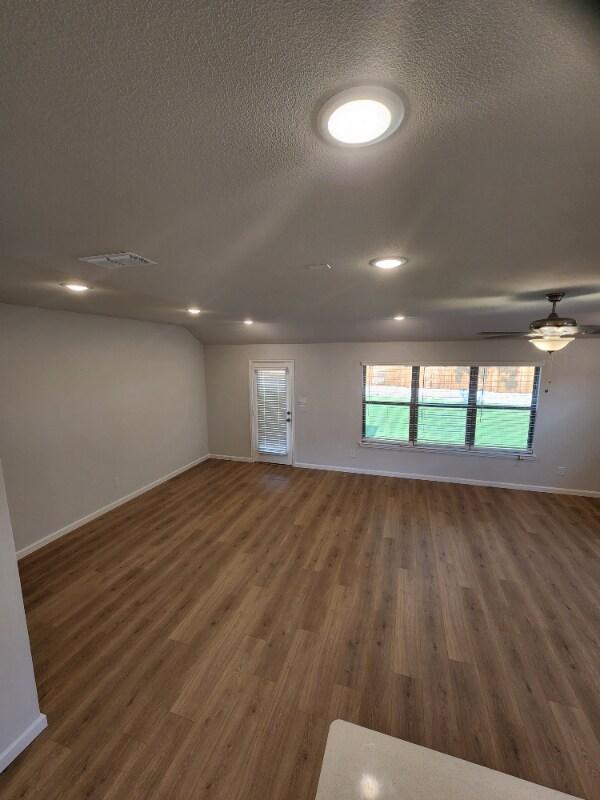 Building Photo - 2043 Atlantic Ave