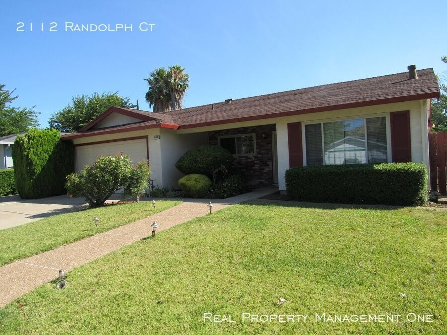Primary Photo - 2112 Randolph Ct