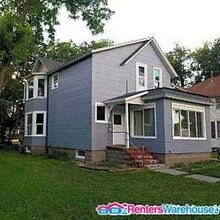 Building Photo - 224 S Park St