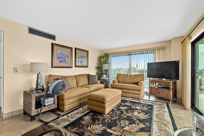 Building Photo - 3600 S Ocean Shore Blvd