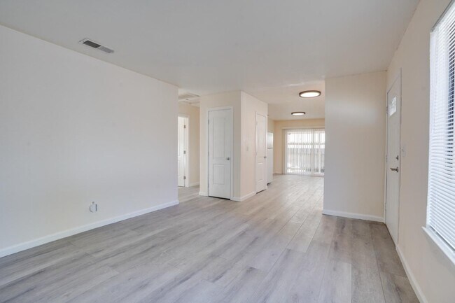 Foto del edificio - 2524 Pemberton Ct