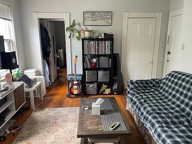 Foto principal - 17 Endicott Ave