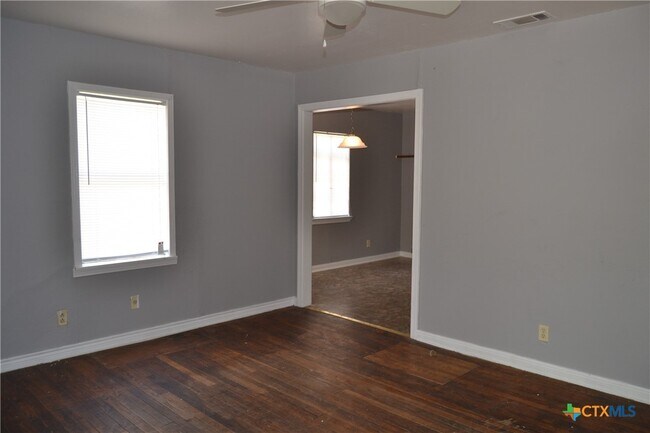 Foto del edificio - 709 Northside Dr