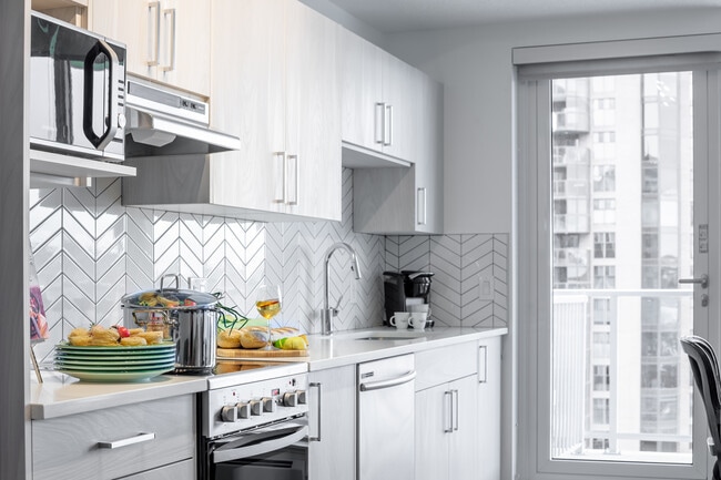 Photo du bâtiment - Hat @ 7 AVE