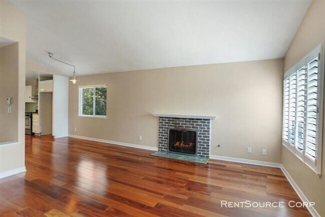 Building Photo - 4 Bedroom Home For Rent In Saugus
