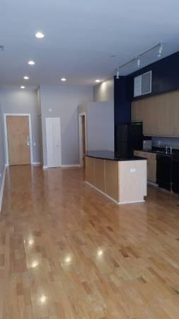 Foto del edificio - 949 W Madison St
