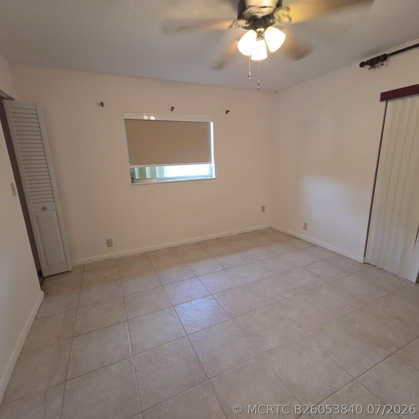 Foto del edificio - 1641 NW 49th St