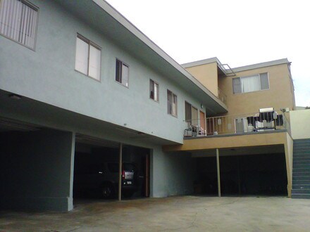 Building Photo - 305 Loma Vista St