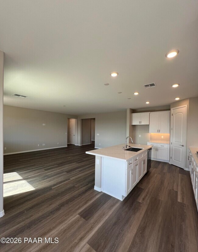 Foto del edificio - 7639 E Turnberry Dr