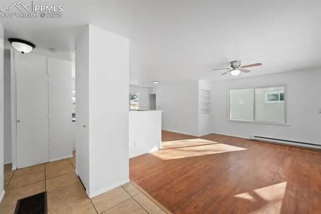 Building Photo - 3027 N Institute St