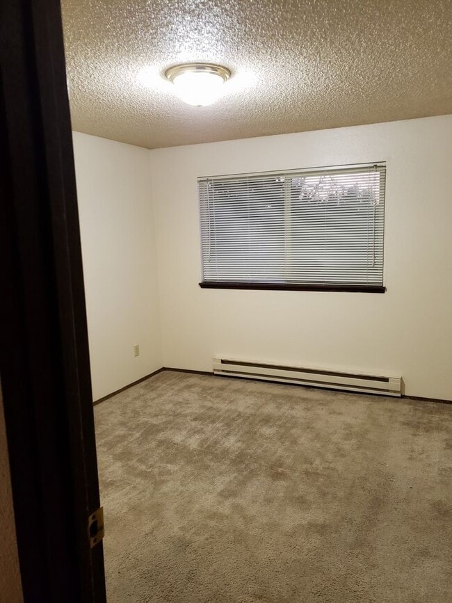 Building Photo - Mountaire Apartments - 1 bedroom