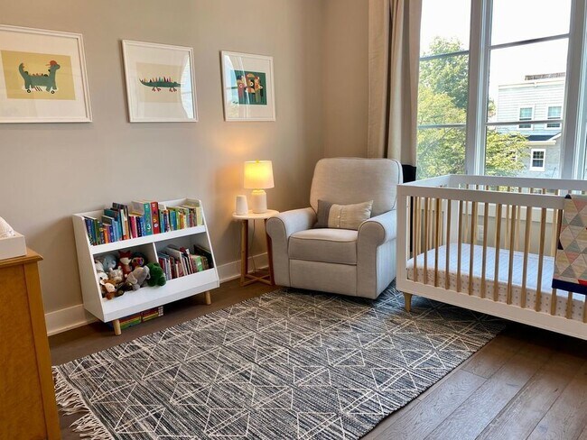 Building Photo - Bright & Airy Two-Bedroom with Private Roo...