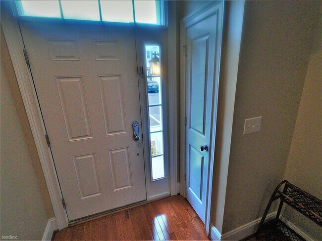 Foto del edificio - 3 br, 3.5 bath Condo - 18833 Bethpage Drive