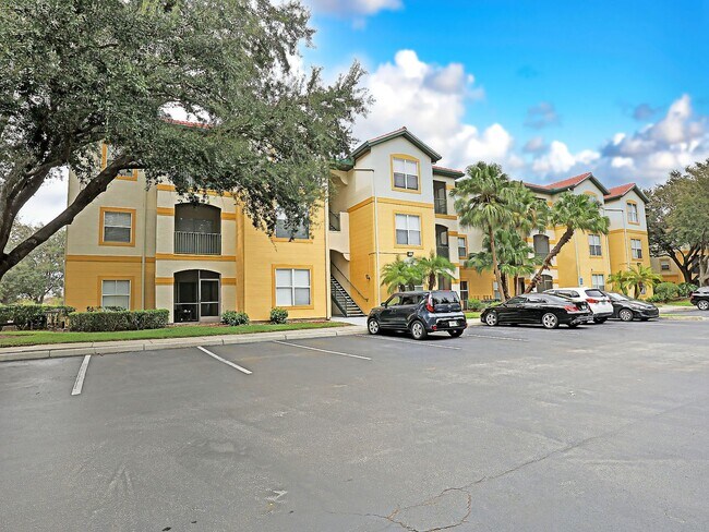 Building Photo - Royal Greens at Gateway Condo 11490-203