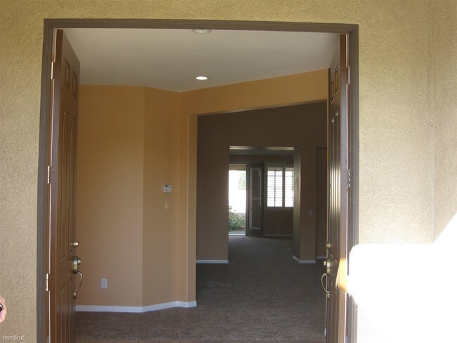 Building Photo - 2424 Jean Marie Cir