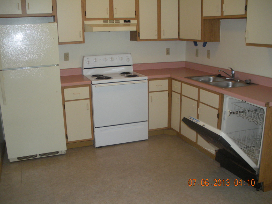 Primary Photo - 200 Miller Ave