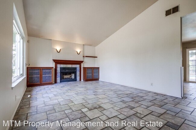 Building Photo - 3 br, 2 bath House - 10532 Braverman Dr