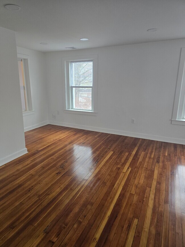 Foto del edificio - 56 Burnham St