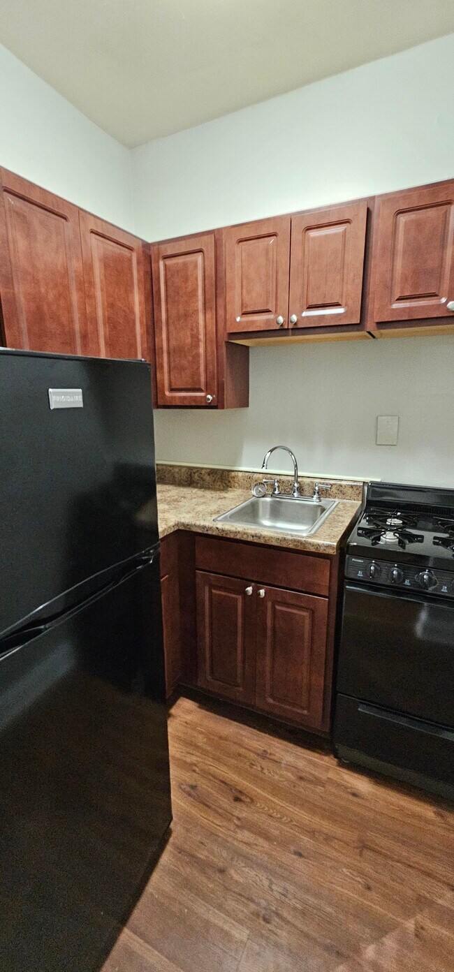 Foto del edificio - 656 W Sheridan Rd