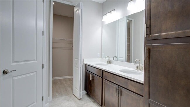 Building Photo - 363 Harborside Dr