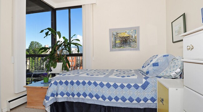 Photo du bâtiment - Hendry House