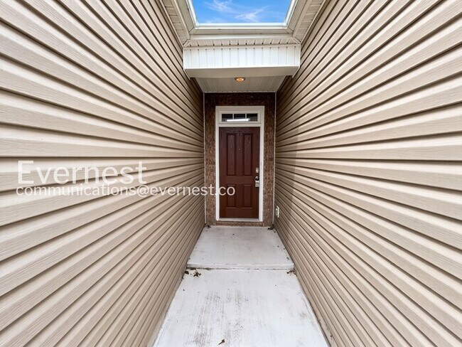 Building Photo - 3-Bed/ 2-Bath Home in Antioch/Available Now!