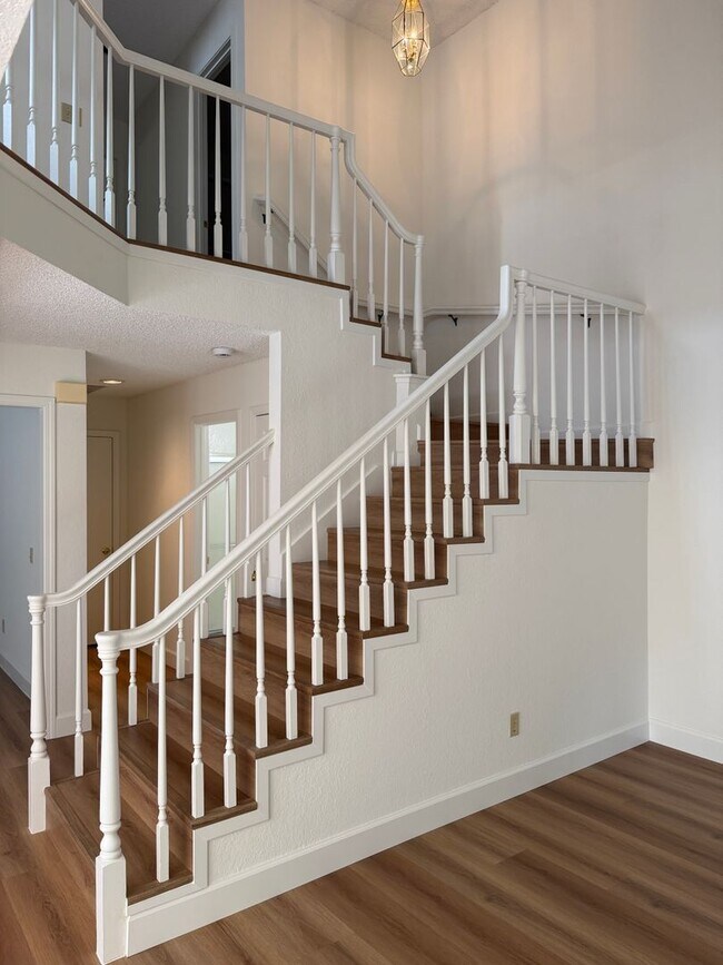 Foto del edificio - 230 Bridgeside Cir
