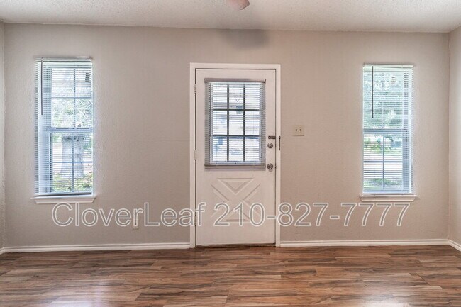 Foto del edificio - 514 Curtiss Ave