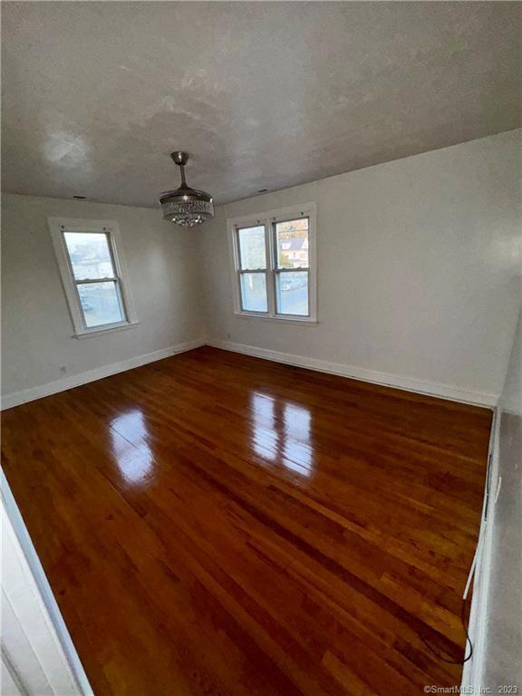 Foto principal - 351 Thompson St