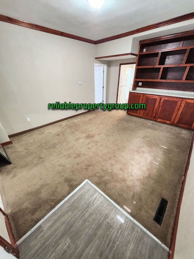 Foto del edificio - 436 E Taber St