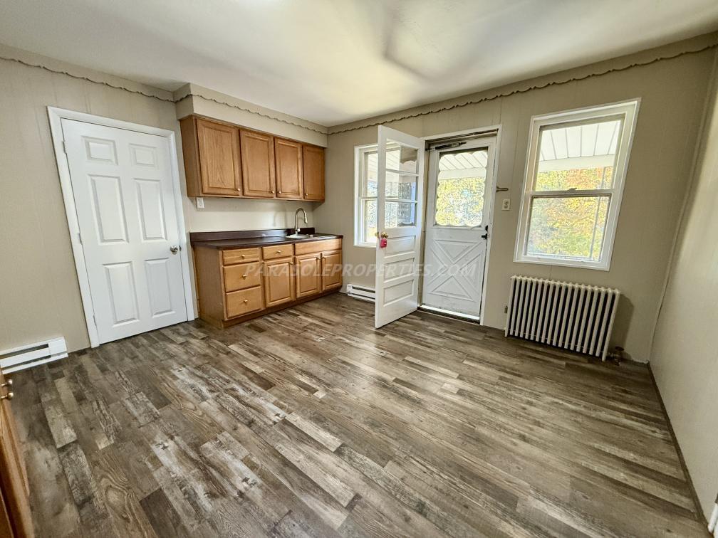 Foto principal - 333 E Locust St