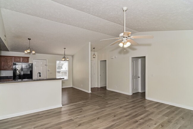 Foto del edificio - 3128 Sherborne Ct