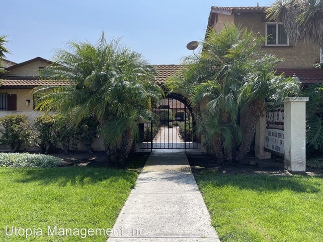 Building Photo - 2 br, 2 bath House - 565 Moss St #19