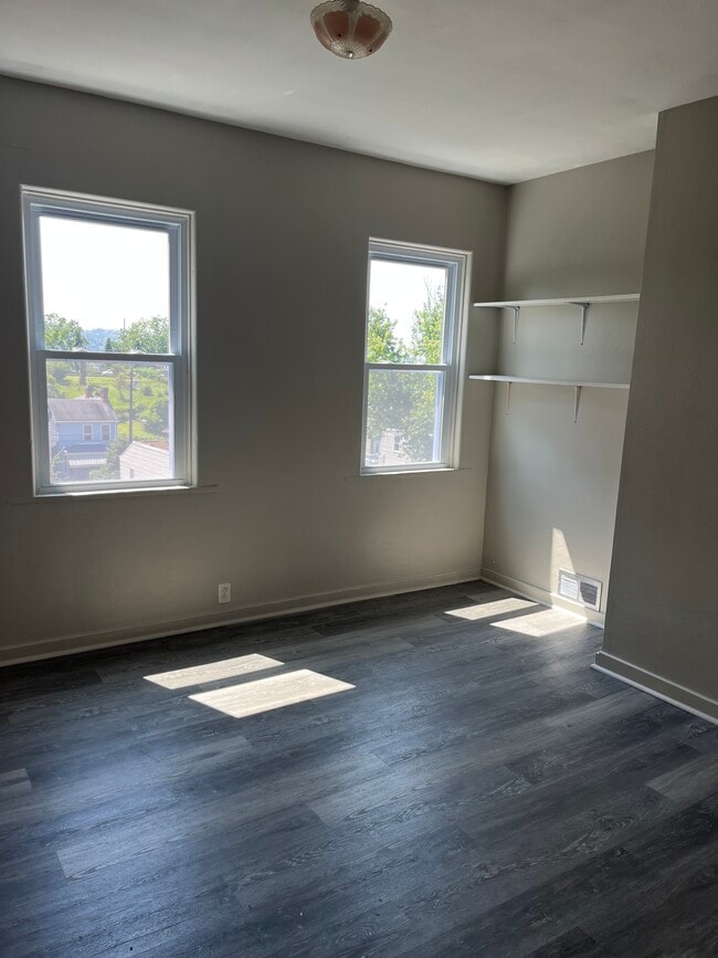 Bedroom - 30 Yoder St