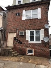 Building Photo - 4509 Rhawn St