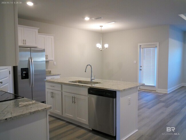 Foto del edificio - 13416 Shoshoney Cir