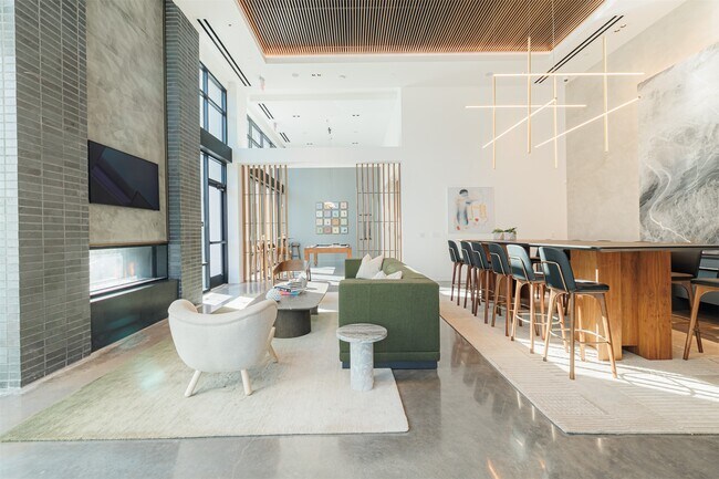 Foto del edificio - 10505 Deerwood Rd