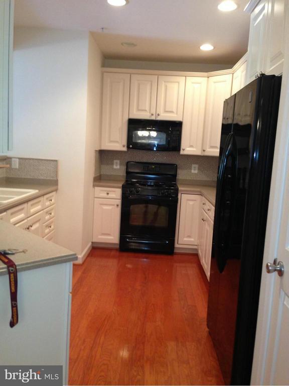 Foto del edificio - 621 Cobblestone Blvd