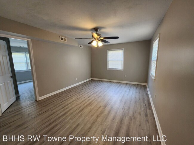 Building Photo - 4 br, 2 bath House - 18 Janet Drive