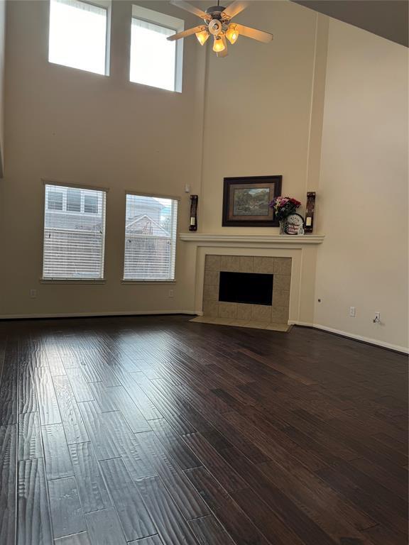 Foto del edificio - 6810 Shoreview Ct