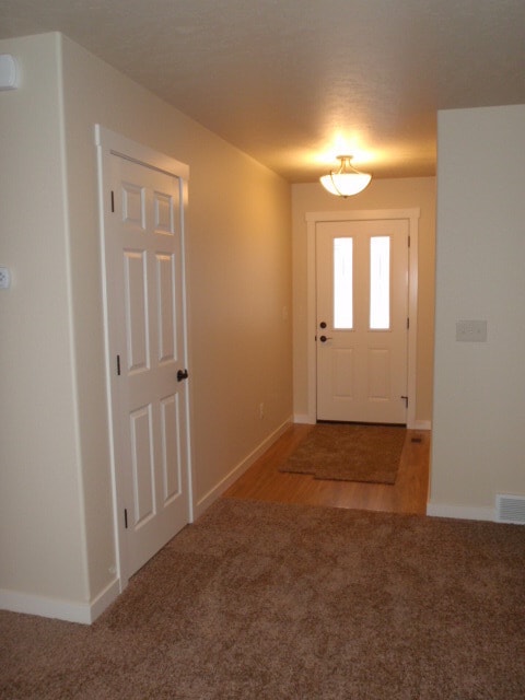 Building Photo - Half month free with a six month lease